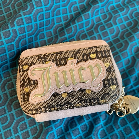 Juicy Couture Beige and Black Logo Pouch - Picture 1 of 5